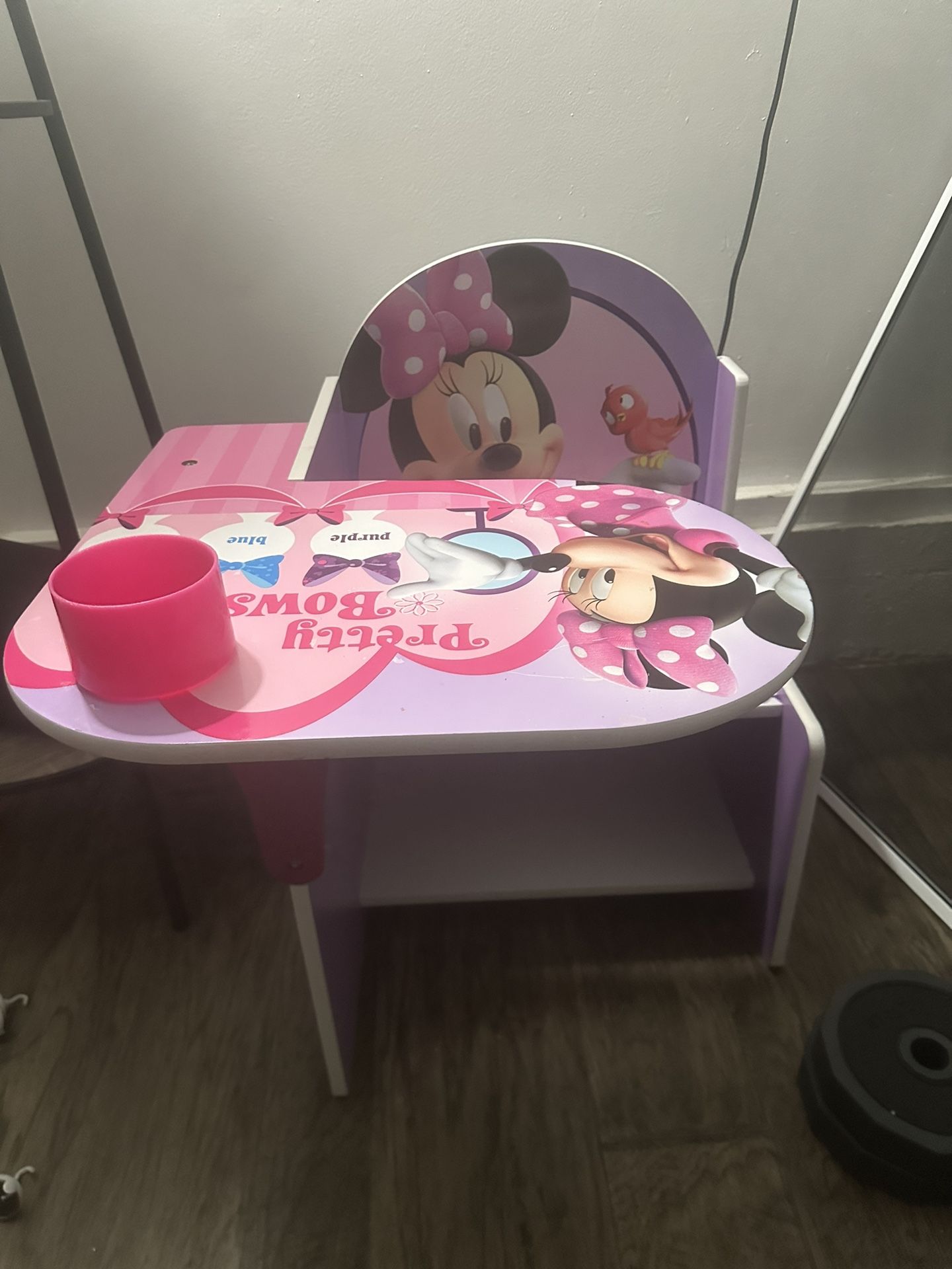 Toddler Minnie Mouse Chair Desk