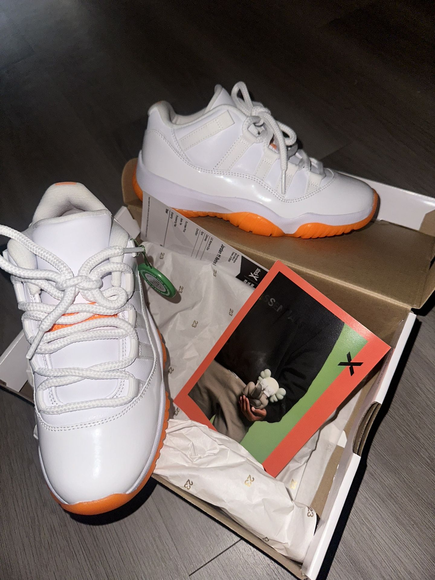 Jordan 11 Retro Low Citrus ( W ) 5.5