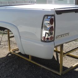 99-07 GMC/Chevy 8' Longbed  &  Optional "AMERICAN COVERS" Roll Top. auto parts accessories