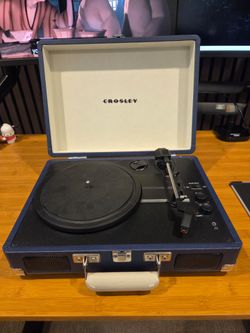 Crosley Portable Suitcase Record Player