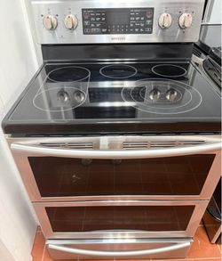Double Oven Electric Range