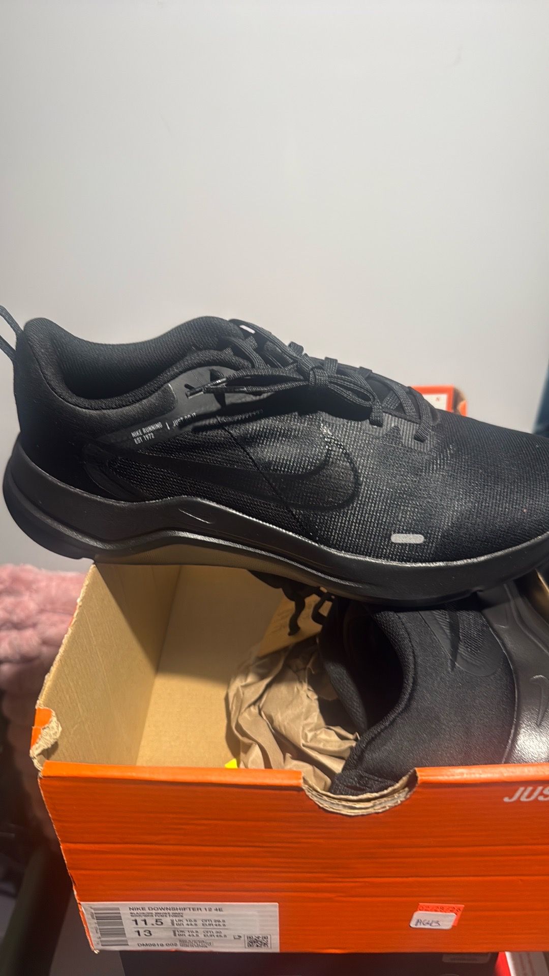 Size 11.5 Nike downshifter 12 4E
