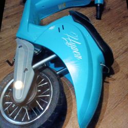 HYPER TOYS 24V RETRO ELECTRIC SCOOTER 