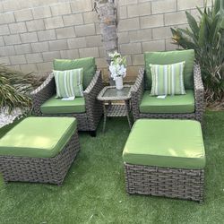 Outdoor Bistró Set Brand New 