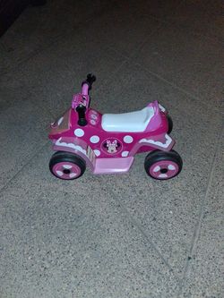 HUFFY ELECTRIC 4 WHEELER (6v MinnieMouse)