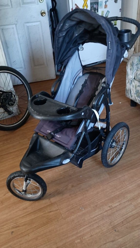 Baby Trend Runner's Stroller