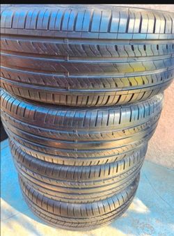 Set Of 4  225/65R17