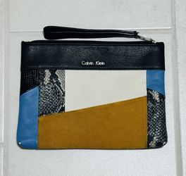 Calvin Klein Leather 2Way Mini Clutch