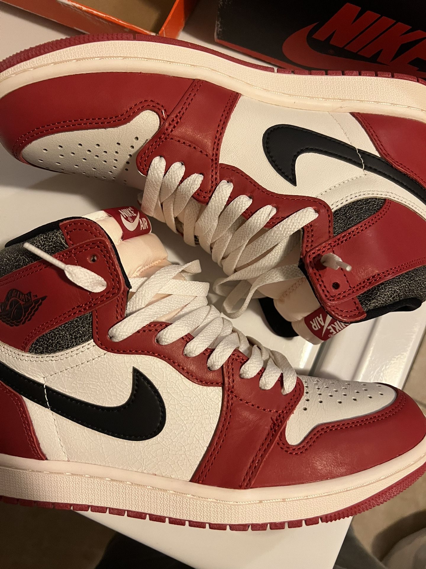 Jordan 1 Lost And Found Size 8.5