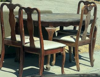 FREE FREE FREE Computer chair, Dining table/ 4 chairs, Sofa, TV, 6 Tires