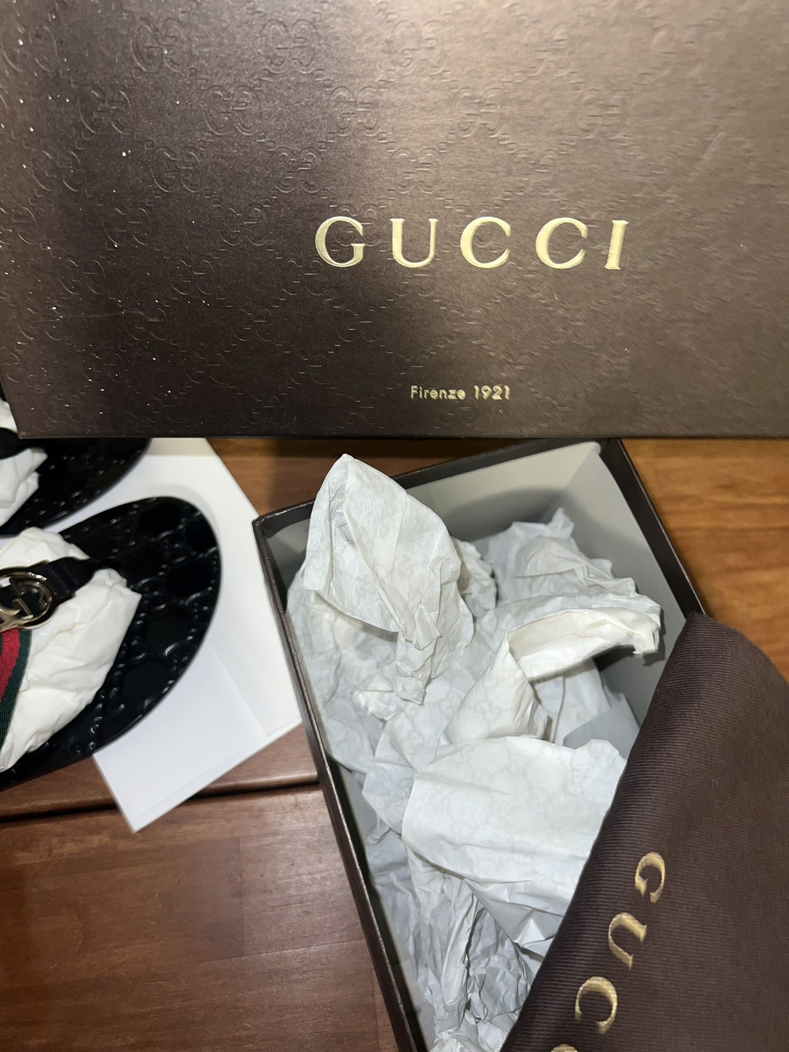 Women’s Gucci Sandals Sz5