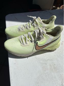 Nike  golf shoes size ten