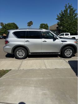 2017 Nissan Armada