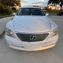 2008 Lexus LS460 V8 In Good Conditions 