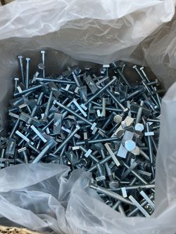 Countertop draw bolts