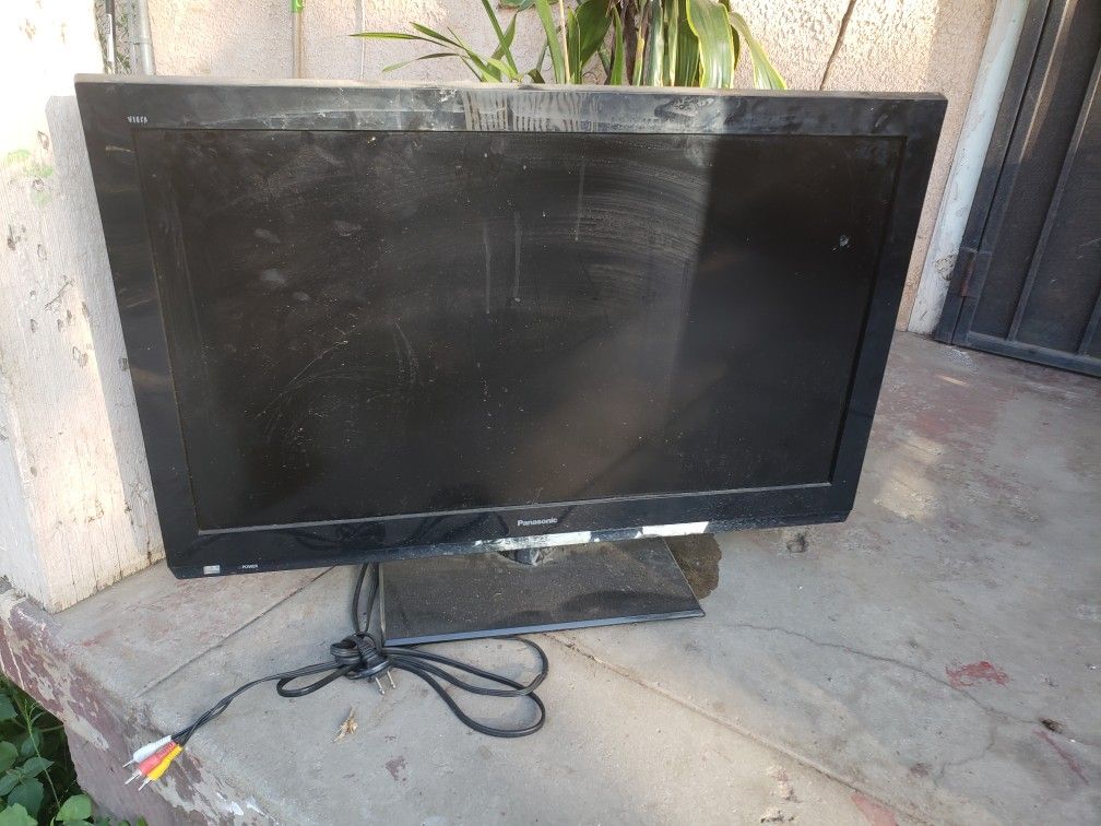 Fully functional 1080p panasonic vieja 32" tv television