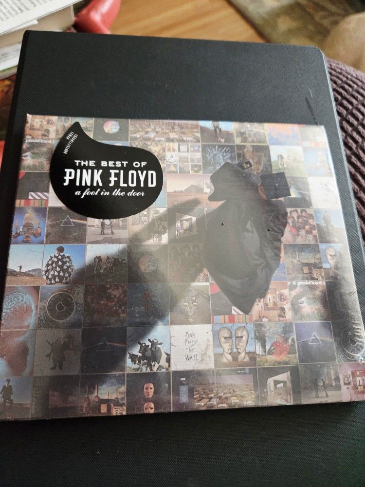 The Best Of Pink Floyd "A Foot In The Door" CD. Brand New In Original Packaging.