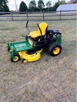 John Deere Z335E Zero Turn