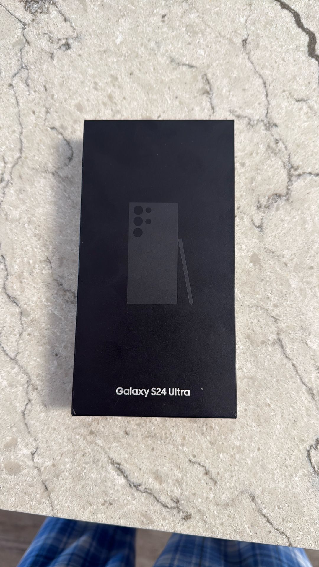 NEW Samsung Galaxy S24 Ultra W. 256 GB