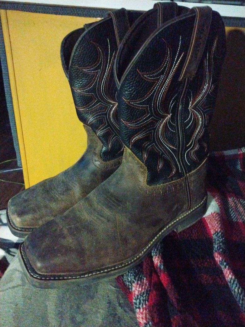 Justin Steel Toe Cowboy Style Work Boots 