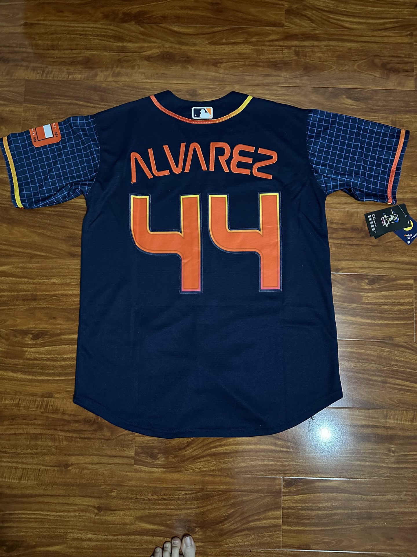 Custom Black and Gold Astros Peña Jersey Women's Small for Sale in Houston,  TX - OfferUp