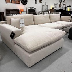 Costumize Cloud Sectional Couch Set Fast Delivery Military Discount Color Options Only $39 down payment 👉 Please ask Jon Green for a discount when yo