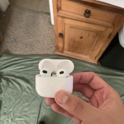Generation 3 Airpods