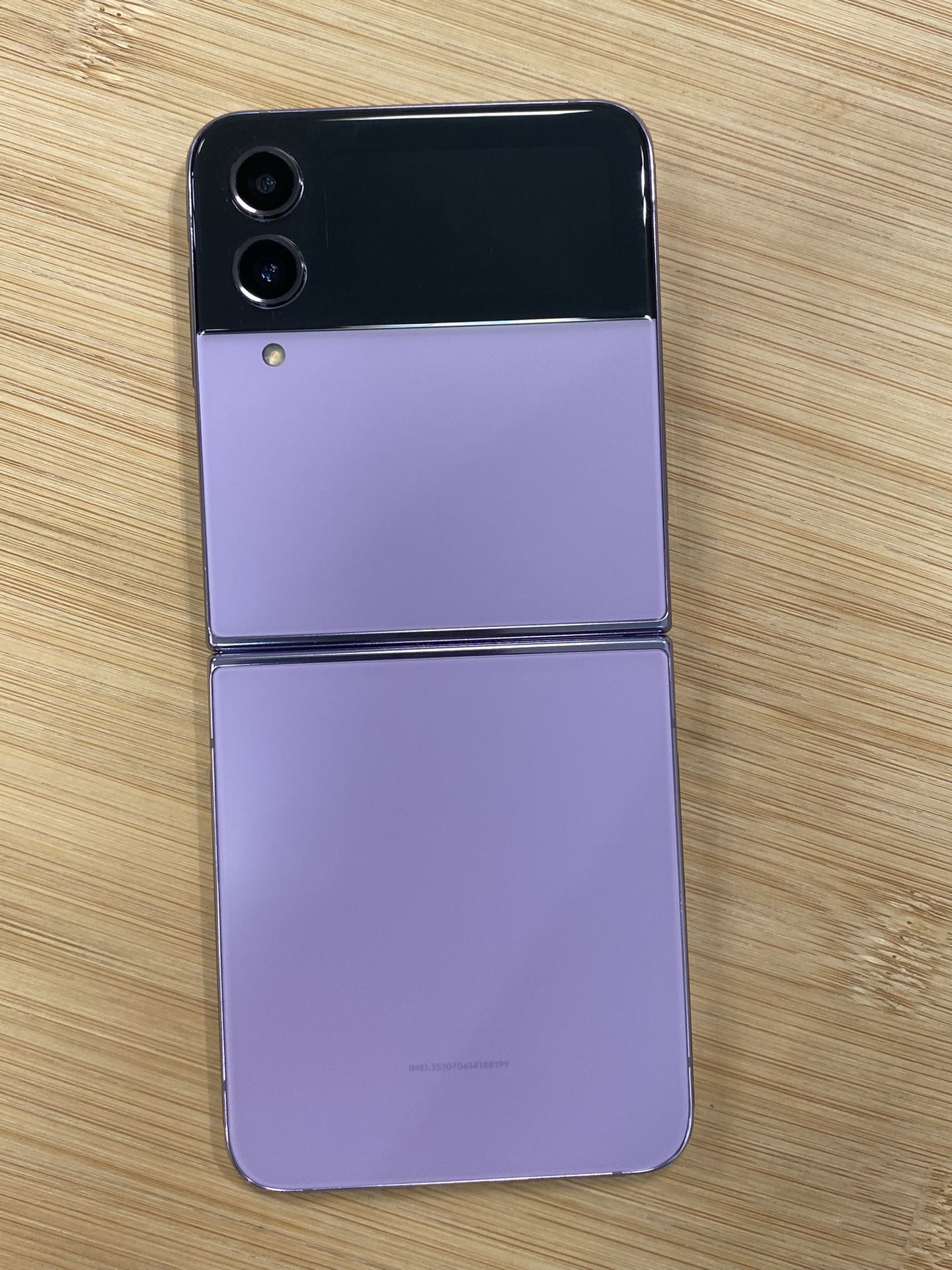 Galaxy Flip 4 Fully Unlocked