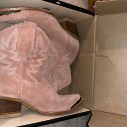 Pink Short Cowgirl Boots 