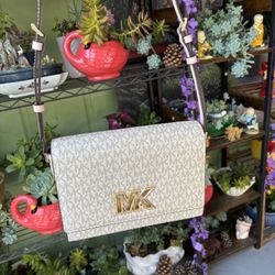 Michael Kors Handbag 