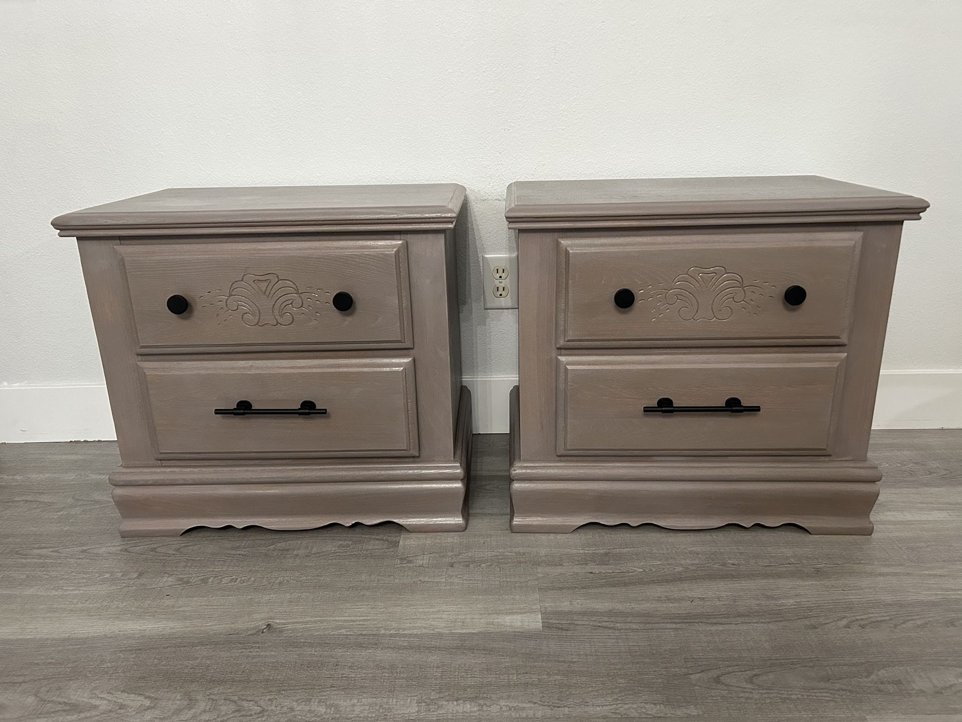 Nightstand Set