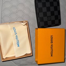 Louis Vuitton Wallet 