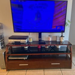 Tv stand