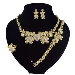 Women’s 18k Gold Plated Teddy Bear XOXO Jewelry Set