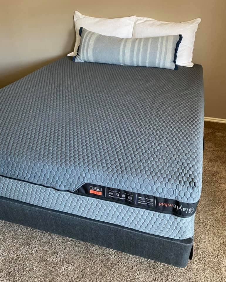 Layla Hybrid King Size Mattress 2 Sides