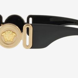 Versace Medusa Black Sunglasses - A Timeless Blend of Luxury and Sophistication