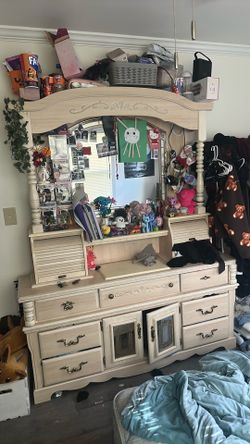 Dresser