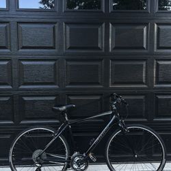 Giant 2 Escape Hybrid Bike