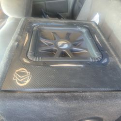 Kicker L7 Solo Baric 12 Duel Voice Coil Sub With Optional 1500 Watt Planet Audio Amp 