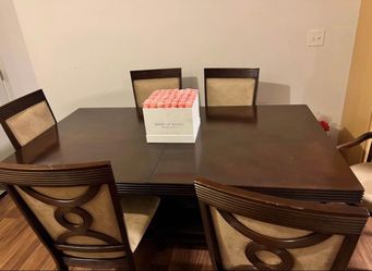 8 Piece Dinning Room Set