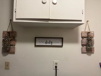 Laundry signs