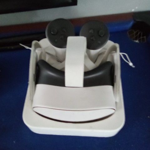 VR3