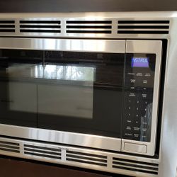 Thermador Microwave And Warmer Drawer 
