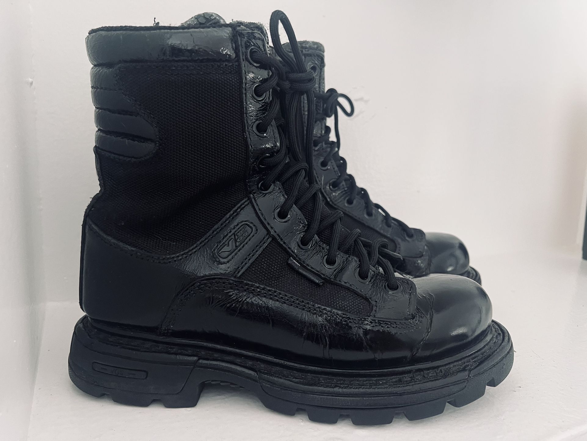 Thorogood 8" Gen-Flex 2 Series Tactical Side-Zip Waterproof Boots