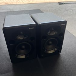 Studio Speakers