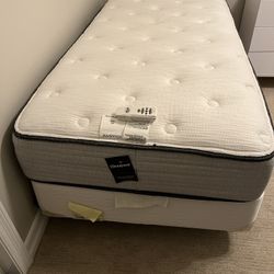 Twin Bed And Bedding