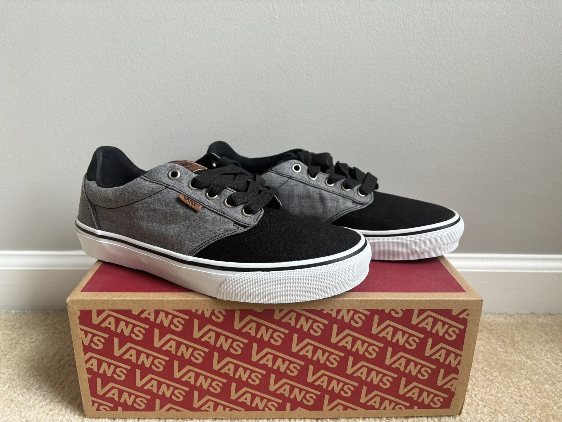 Brand New Vans Sneakers Men’s Size 8.5