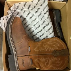 men boot different size