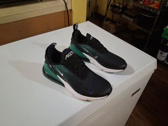 Men's nike air max 270 size 5 & Half  green black Brand new