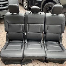 2020 Ford Explorer USED vinyl Second Row SEATS 